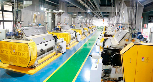 6000噸壓榨生產(chǎn)線由邁安德提供設(shè)計(jì)、制造、智能化控制和整套生產(chǎn)線安裝交付